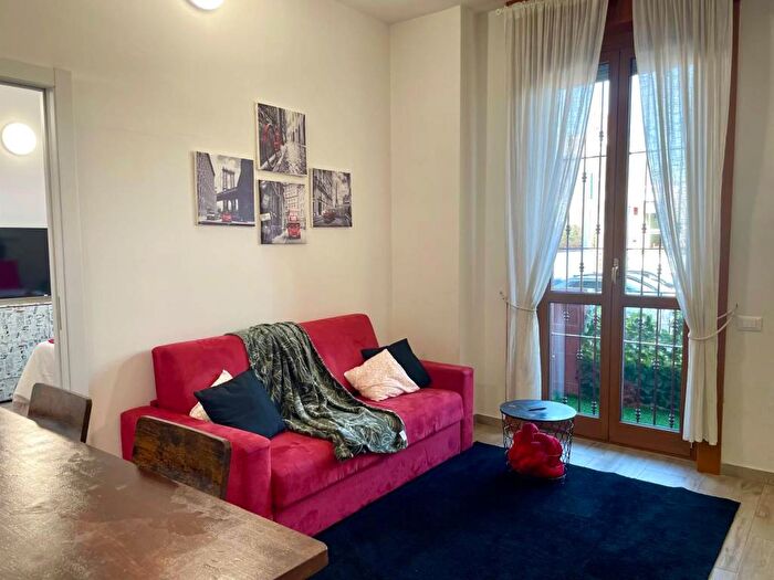 Appartamento bilocale in affitto in Via Palmanova, Cimiano, Milano