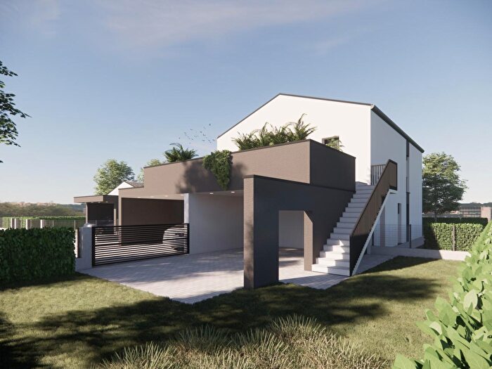 Appartamento quadrilocale in vendita in Via Madonna, Castello Di Godego