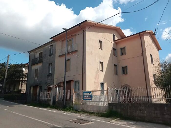 Appartamento in vendita in Via Candelisi, Mendicino