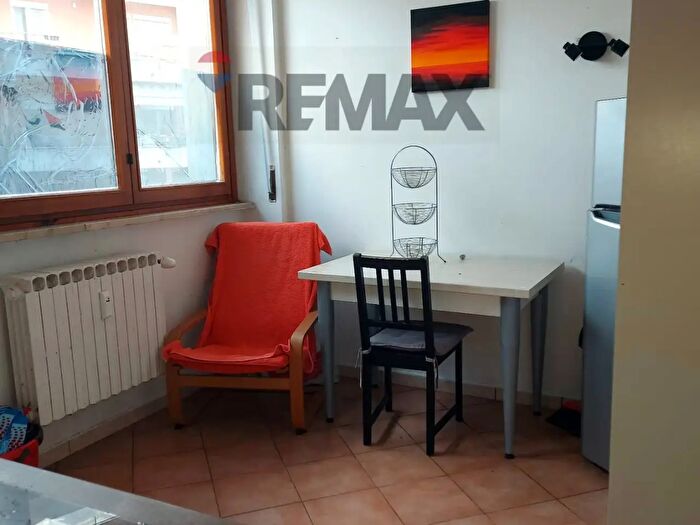 Appartamento bilocale in vendita in Via Valverde, Varese