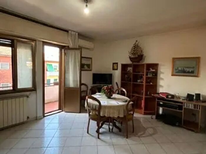 Appartamento trilocale in vendita in Via Giovanni Francesco Poffa, Cremona