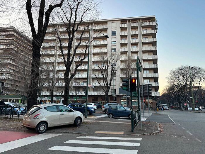 Casa quadrilocale in affitto in Corso Trapani, Pozzo Strada, Torino
