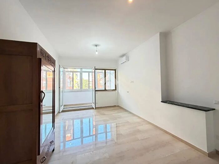 Appartamento trilocale in vendita in Via dellImpruneta, Roma