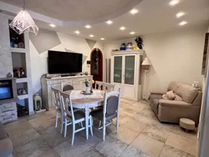 Casa quadrilocale in vendita in Via della Cannuccia, Anzio
