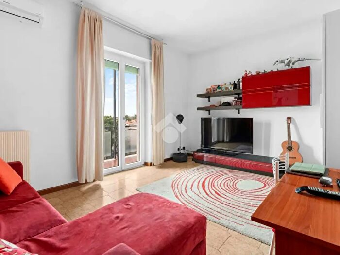 Appartamento bilocale in vendita in Via Giuseppe Mazzini, Trezzano Sul Naviglio