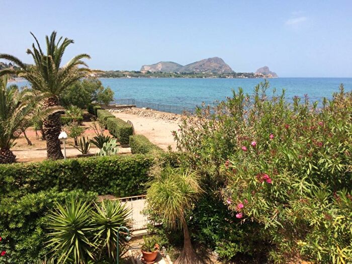 Casa con 6 locali in affitto in SS, Casteldaccia