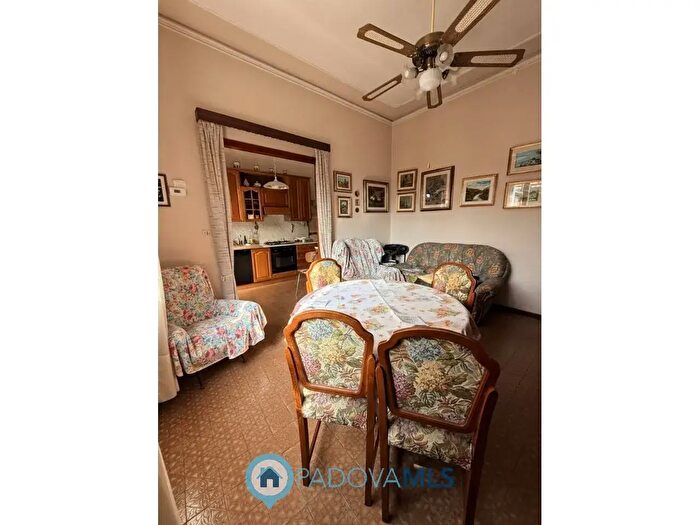 Casa con 6 locali in vendita in Via San Salvatore, Padova