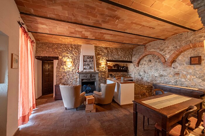 Appartamento trilocale in vendita in Via IV Novembre, Capalbio