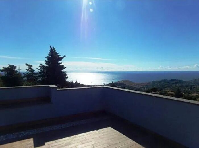 Casa con 7 locali in vendita in Via Nostra Signora delle Grazie, Imperia