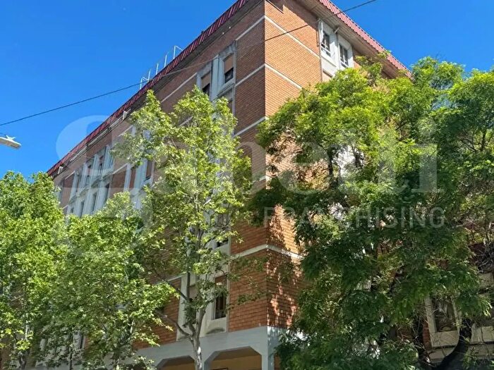 Appartamento quadrilocale in vendita in Via Cardinale Gil De Albornoz, Bologna