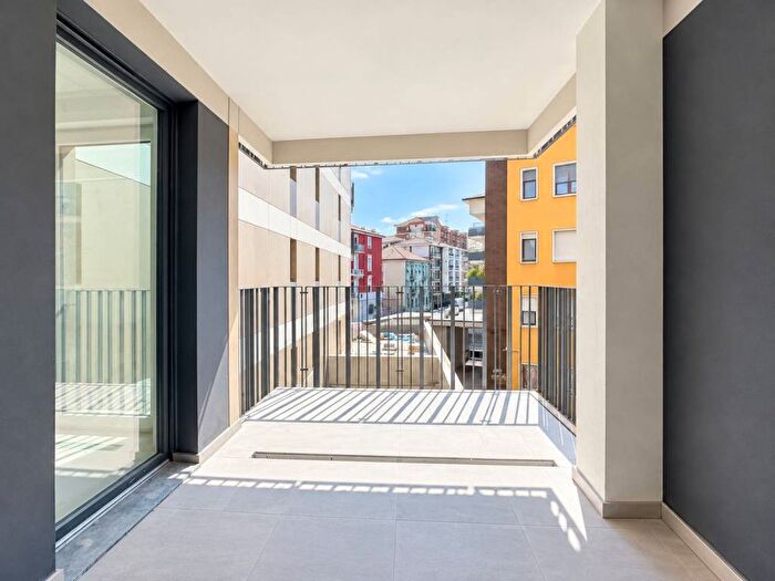 Appartamento trilocale in vendita in Via Alfredo Soffredini, Villa San Giovanni, Milano