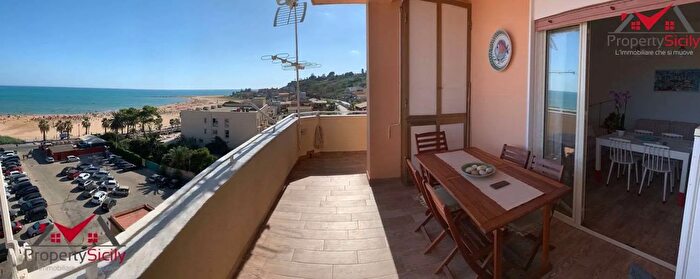 Appartamento trilocale in vendita in Mediterraneo, Porto Empedocle