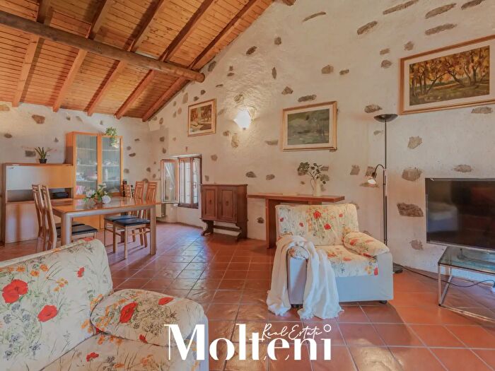 Casa con 5 locali in vendita in Frazione Bonzeno, Bellano