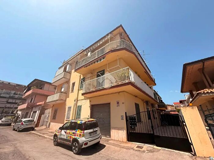Appartamento bilocale in vendita in Via Milano, Aprilia