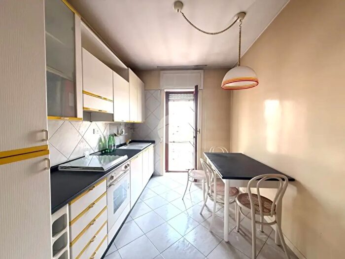 Appartamento trilocale in vendita in Via Cesare Cecchini, Venezia