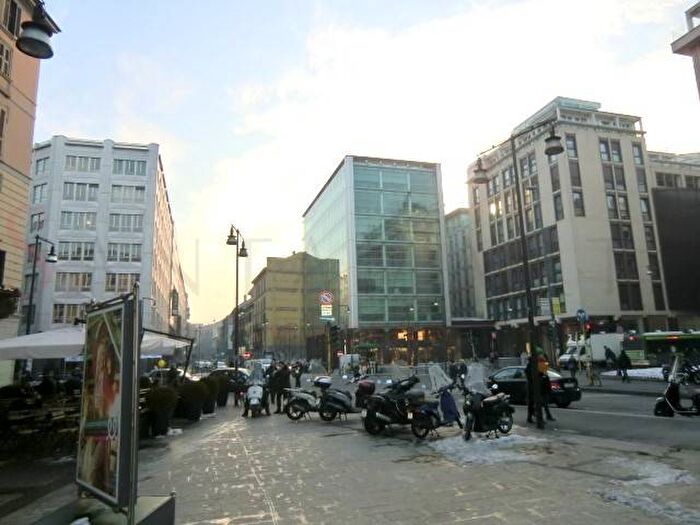 Appartamento trilocale in affitto in Largo La Foppa, Moscova, Milano