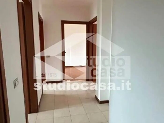 Appartamento quadrilocale in vendita in Via Libertà, Zanica