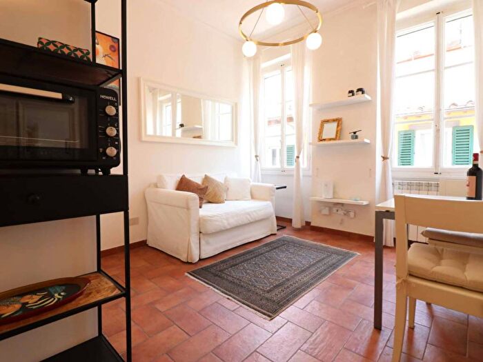 Appartamento bilocale in affitto in Via Laura, San Marco SS Annunziata, Firenze