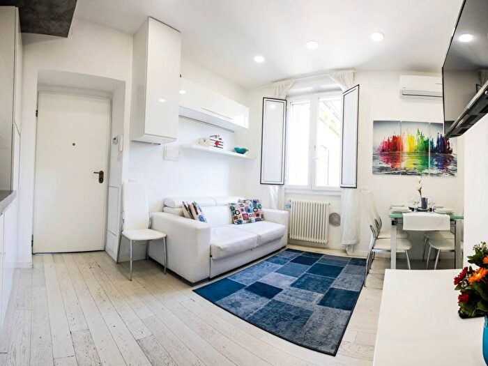 Appartamento bilocale in affitto in Via San Gregorio, Buenos Aires, Milano