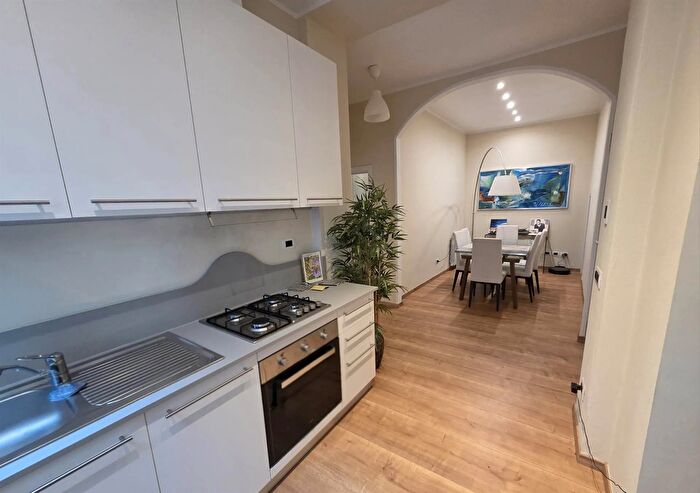 Appartamento trilocale in vendita in Pisa