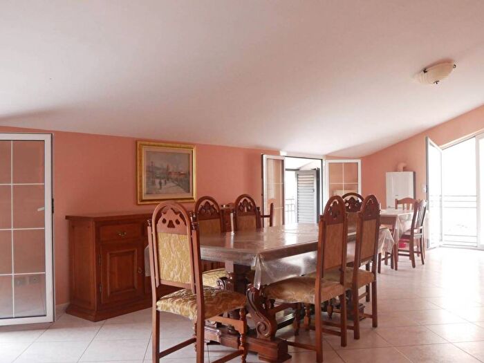 Casa quadrilocale in affitto in Via Giuseppe Garibaldi, Centro, Monteforte Irpino