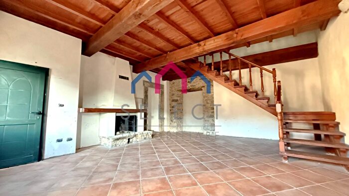 Appartamento trilocale in vendita in Piegaio, Pescaglia