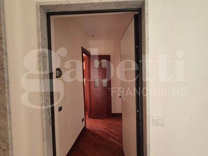 Appartamento trilocale in affitto in Via Annunziatella, Boscotrecase