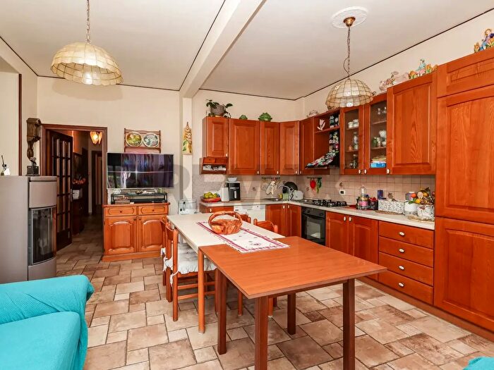 Appartamento quadrilocale in vendita in Via XI Novembre, Boara Pisani