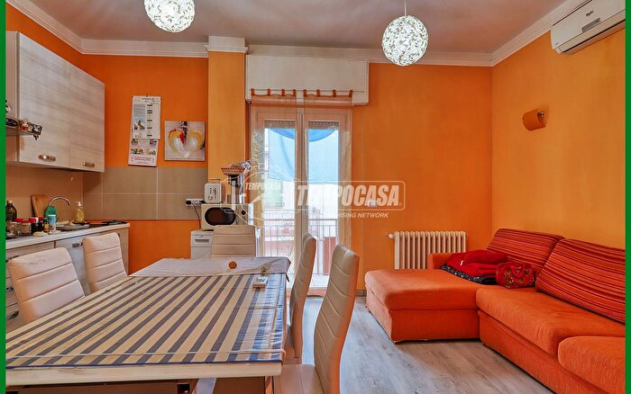 Appartamento trilocale in vendita in Induno Olona