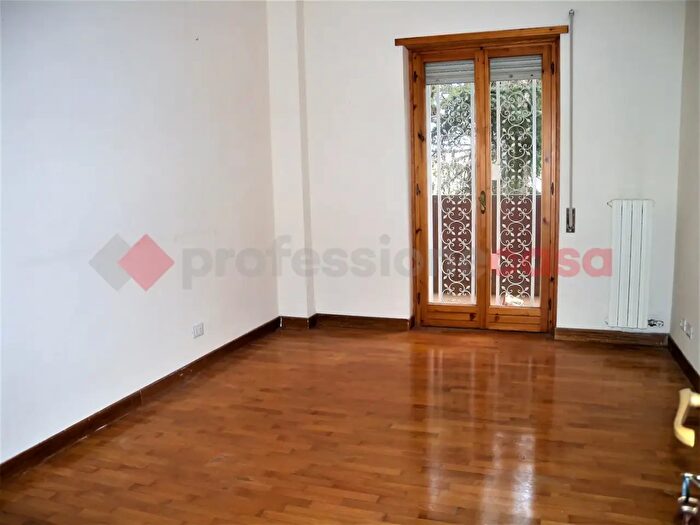 Appartamento quadrilocale in affitto in Via Luigi Chiala, Roma