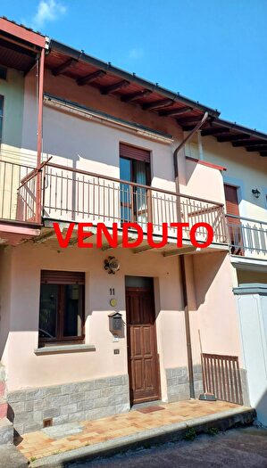 Casa in vendita in Lissago Varese Lombardia Italia, Varese
