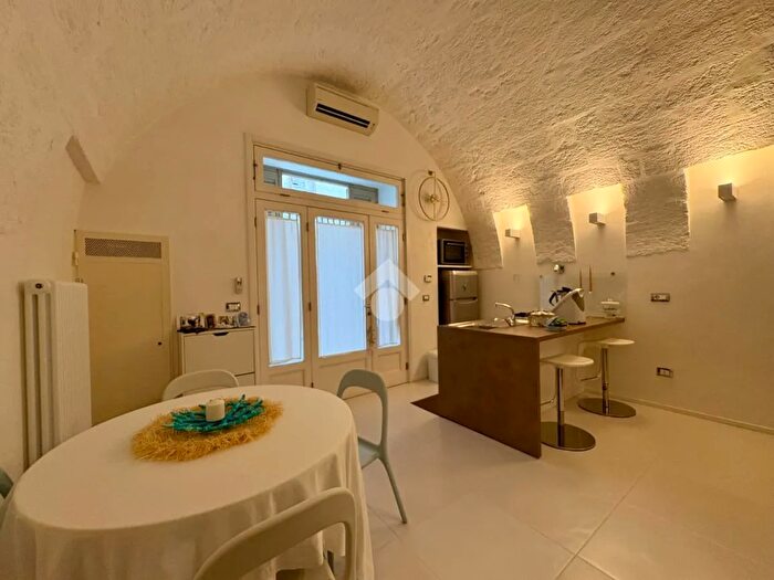 Casa trilocale in vendita in Via Giacomo Matteotti, Polignano A Mare