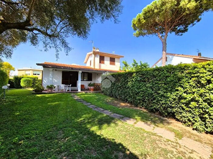 Casa trilocale in vendita in Marina Velca Golf, Tarquinia