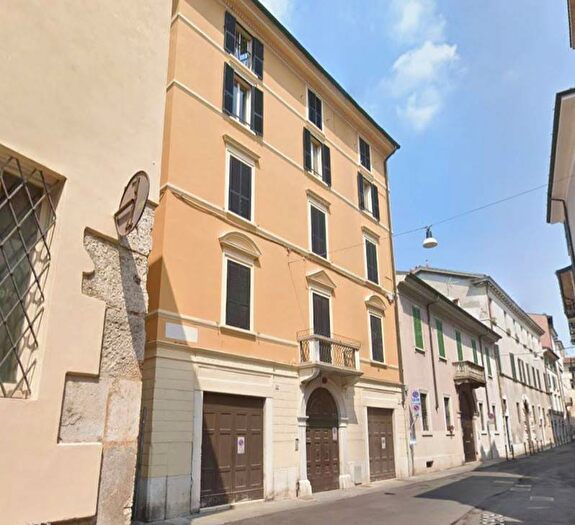 Appartamento bilocale in affitto in Loggia Garibaldi, Brescia