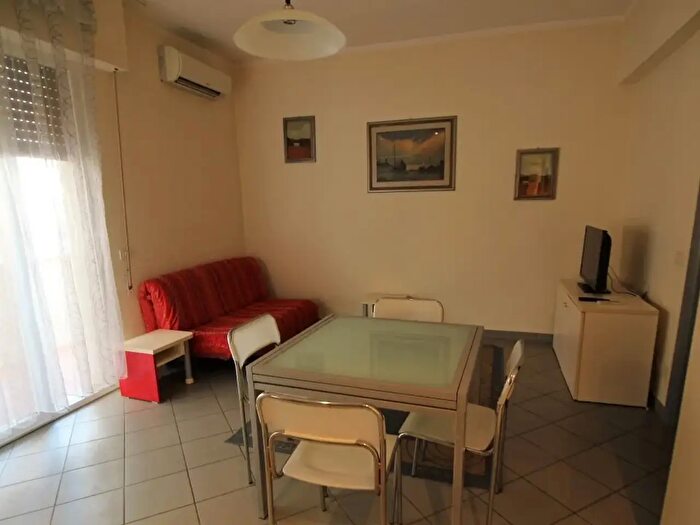 Appartamento bilocale in affitto in Sarzana