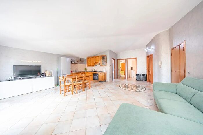 Appartamento trilocale in vendita in Via Casilina, Roma