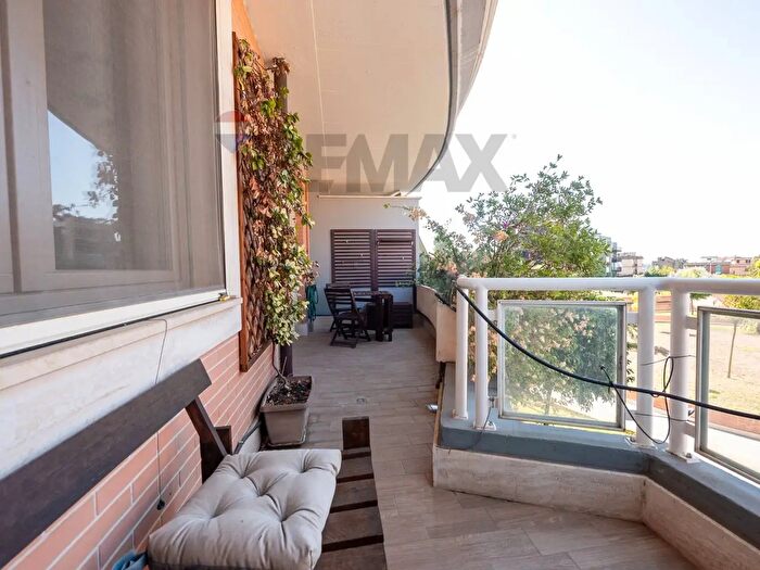 Appartamento bilocale in vendita in Via della Maremma, Roma