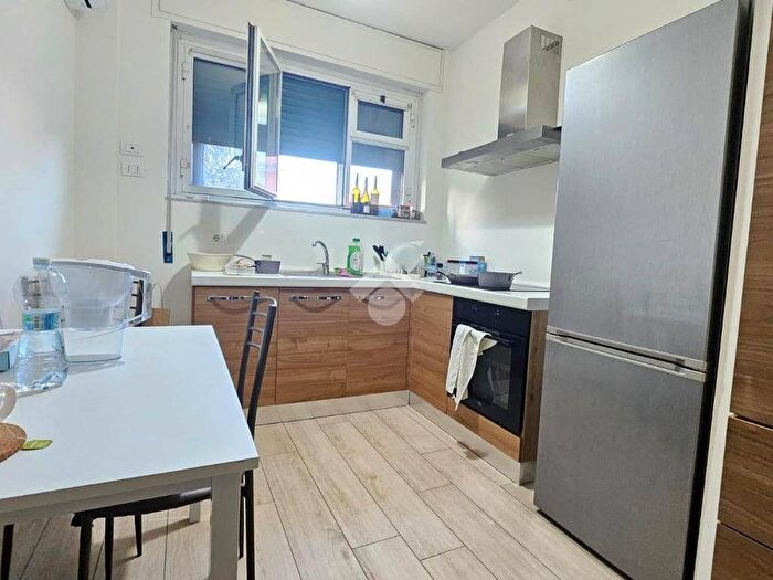 Appartamento bilocale in affitto in Via Orbetello, Crescenzago, Milano