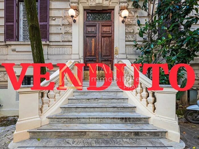 Appartamento quadrilocale in vendita in Piazza Ungheria, Roma