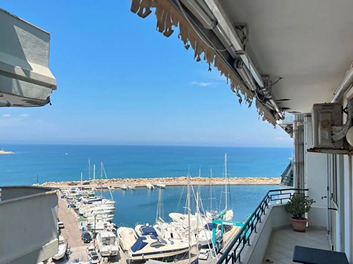 Appartamento quadrilocale in vendita in Lungomare Marconi, Gallipoli