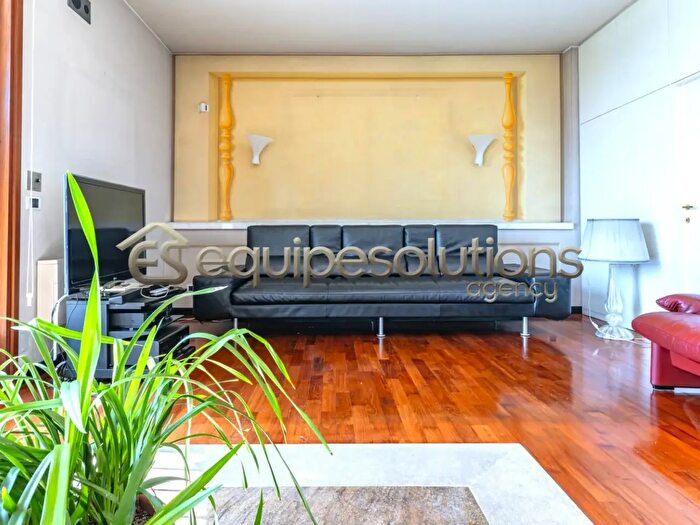 Casa con 5 locali in vendita in Via Gavazzeni, Ranica