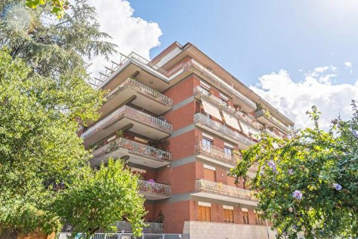 Appartamento bilocale in vendita in Via di Villa Belardi, Roma