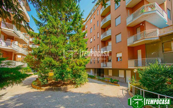 Appartamento trilocale in vendita in Via XX Settembre, Voghera