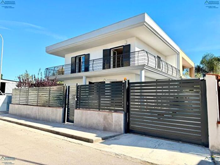 Casa con 5 locali in vendita in Via Vittorio Emanuele, Parete