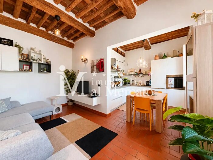 Appartamento trilocale in vendita in Lucca