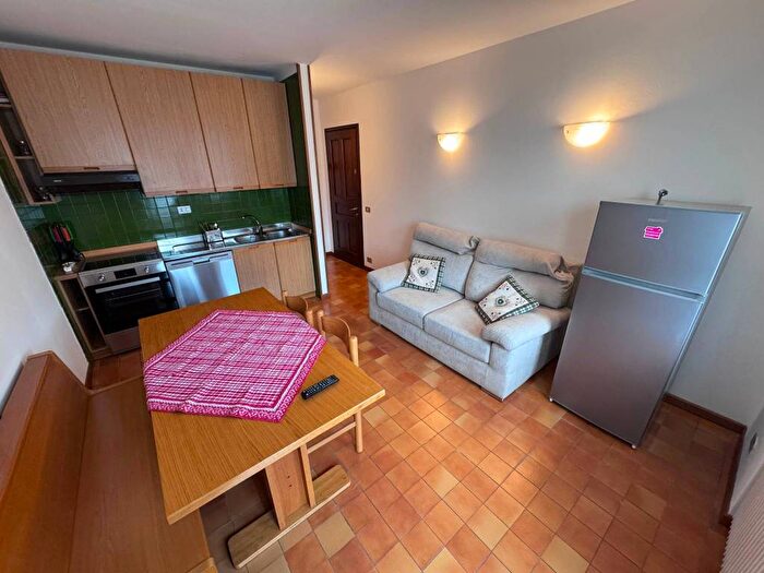 Appartamento trilocale in affitto in Via Ecchelen, Centro, Asiago