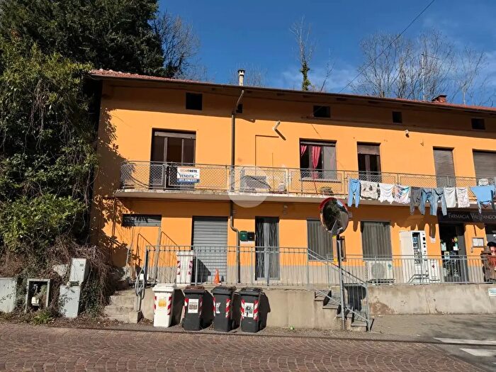 Appartamento bilocale in vendita in Via Coazze, Giaveno
