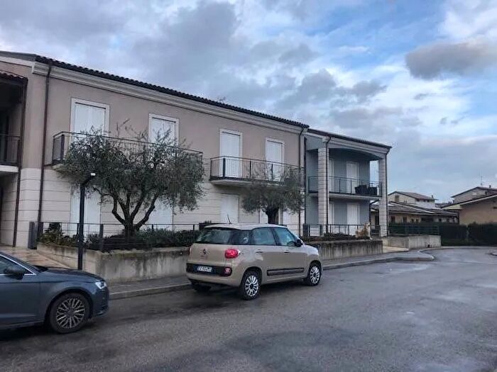 Casa con 7 locali in vendita in Morrovalle, Morrovalle