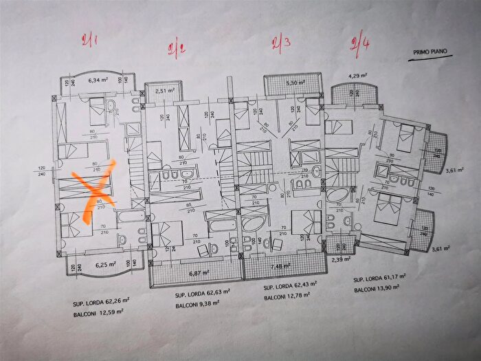 Case in Vendita e in Affitto - 3