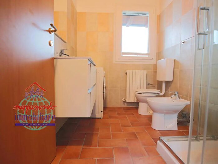 Appartamento bilocale in vendita in Via di Mezzo, Cento